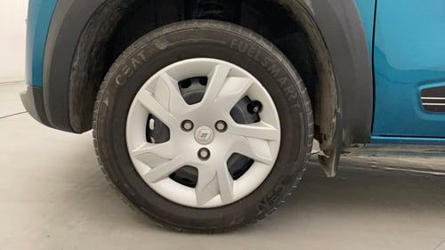 Used 2024 Renault Kwid RXT 1.0L Petrol Manual tyres LEFT FRONT TYRE RIM VIEW