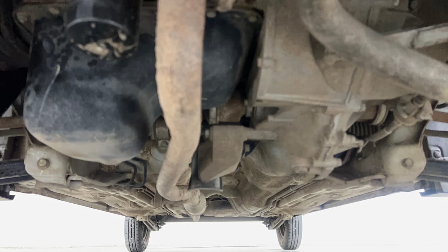 Used 2023 Maruti Suzuki Alto 800 VXi Petrol Manual extra FRONT LEFT UNDERBODY VIEW