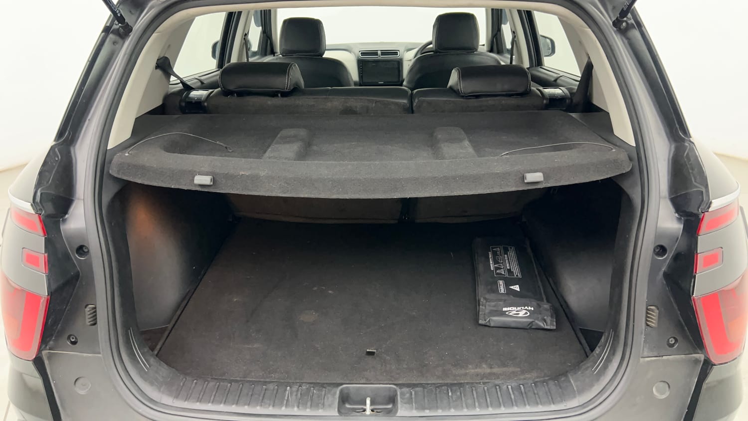 Used 2022 Hyundai Creta SX 1.5 Petrol Executive Petrol Manual interior DICKY INSIDE VIEW