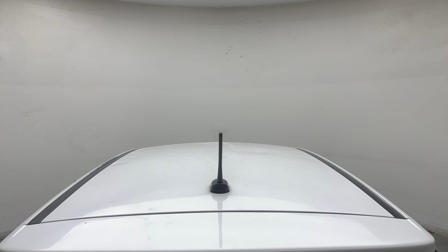 Used 2019 Hyundai Elite i20 Sportz Plus 1.2 Petrol Manual exterior EXTERIOR ROOF VIEW