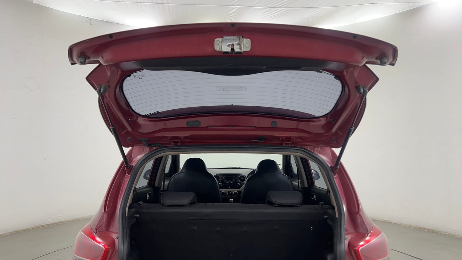 Used 2013 Hyundai Grand i10 Asta 1.2 Kappa VTVT (O) Petrol Manual interior DICKY DOOR OPEN VIEW