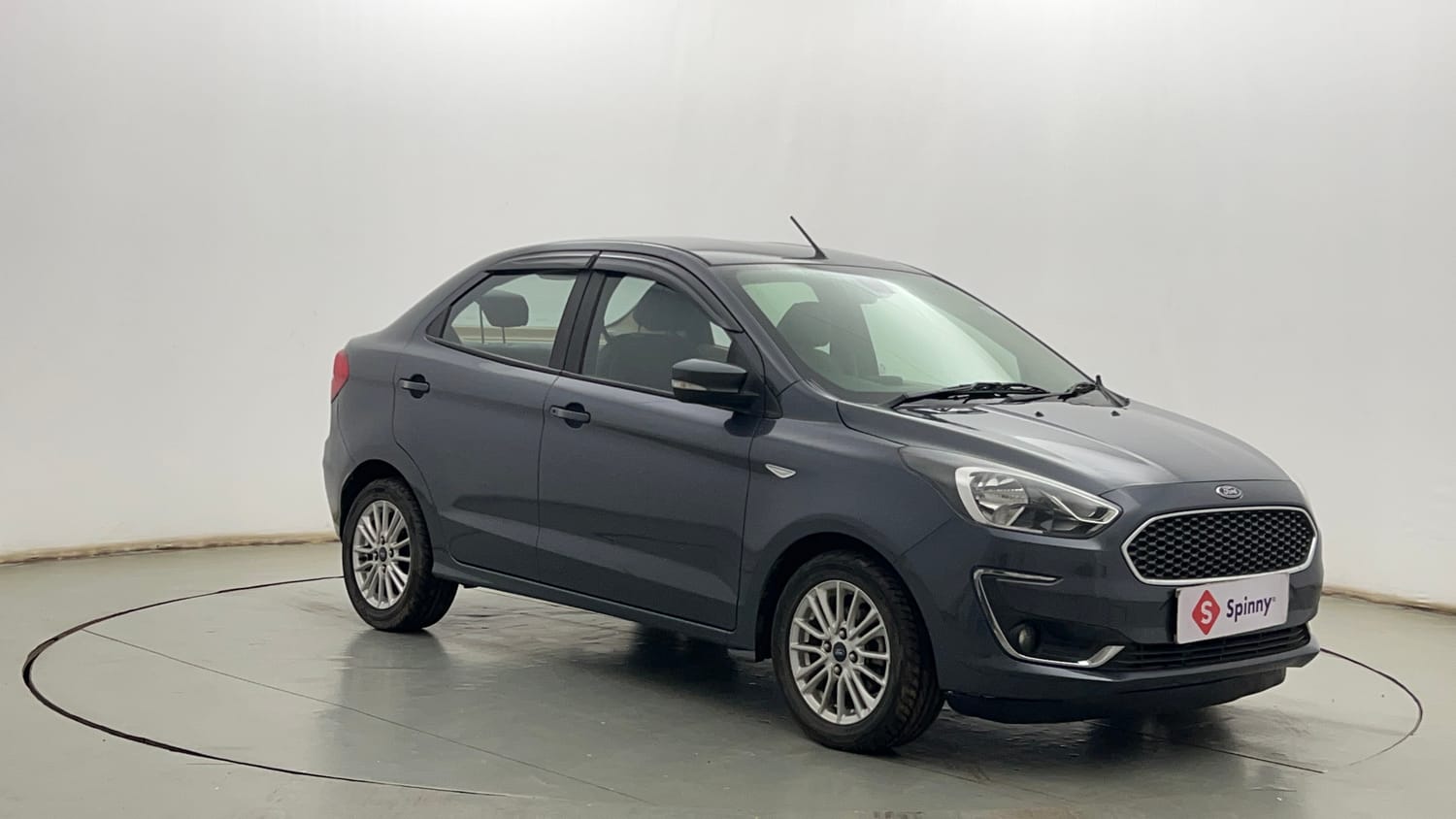 Used 2019 Ford Figo Aspire Titanium Plus 1.2 Ti-VCT Petrol Manual exterior RIGHT FRONT CORNER VIEW