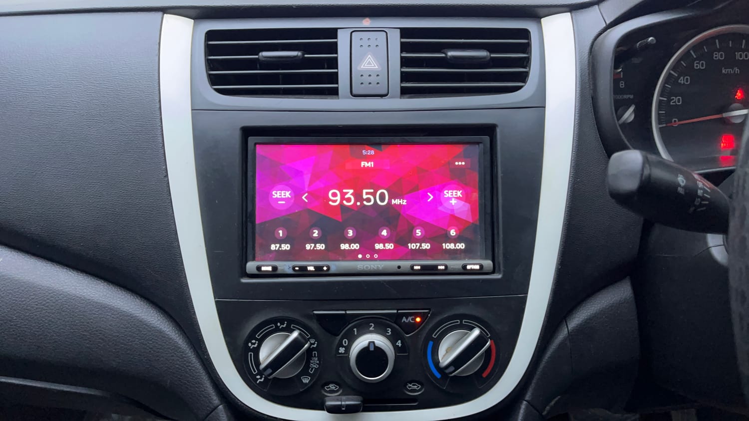 Used 2019 Maruti Suzuki Celerio X Vxi AMT Petrol Automatic interior MUSIC SYSTEM & AC CONTROL VIEW
