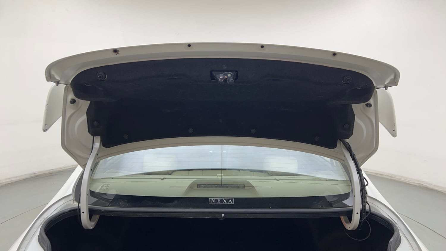 Used 2022 Maruti Suzuki Ciaz Alpha 1.5 AT Petrol Automatic interior DICKY DOOR OPEN VIEW