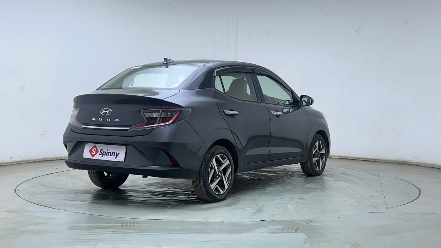 Used 2020 Hyundai Aura SX 1.2 (O) Petrol Petrol Manual exterior RIGHT REAR CORNER VIEW