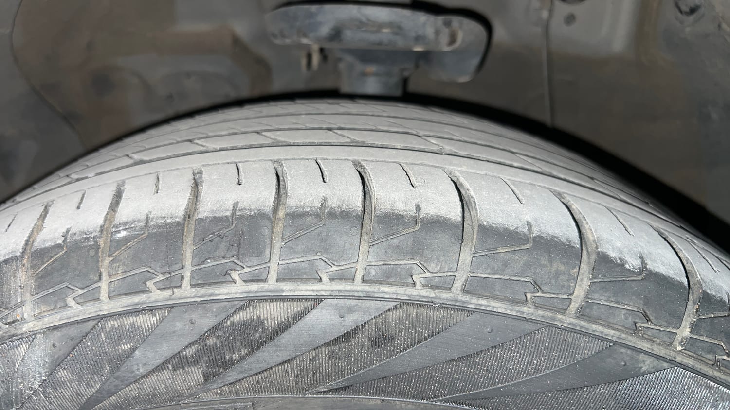 Used 2022 Hyundai Creta SX 1.5 Petrol Executive Petrol Manual tyres LEFT FRONT TYRE TREAD VIEW