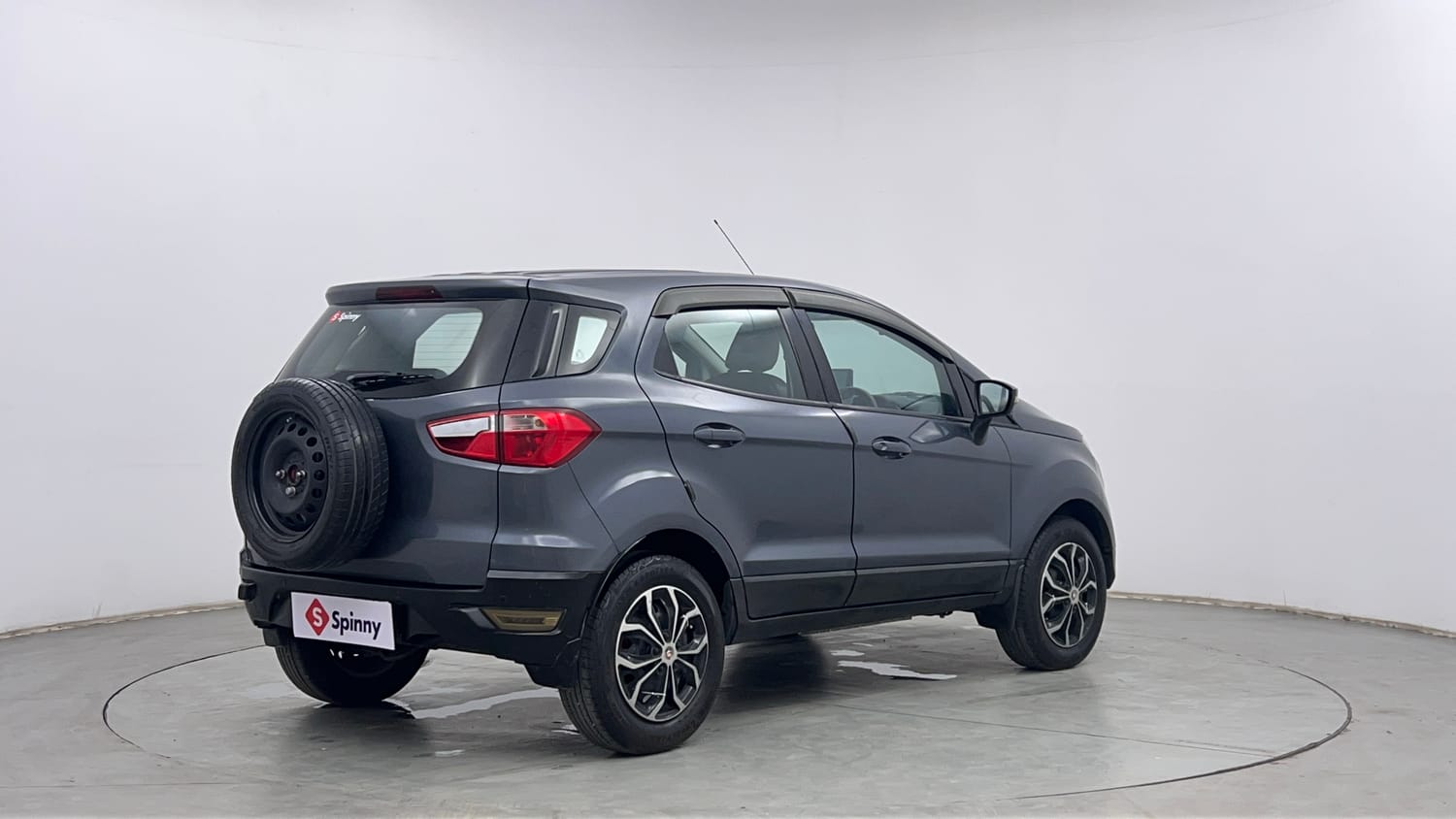 Used 2016 Ford EcoSport Trend 1.5L Ti-VCT Petrol Manual exterior RIGHT REAR CORNER VIEW