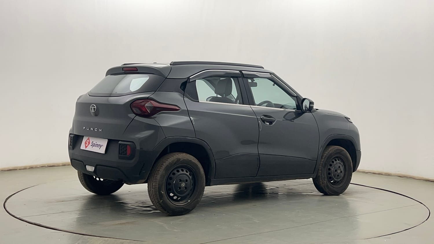 Used 2024 Tata Punch Pure MT Petrol Manual exterior RIGHT REAR CORNER VIEW