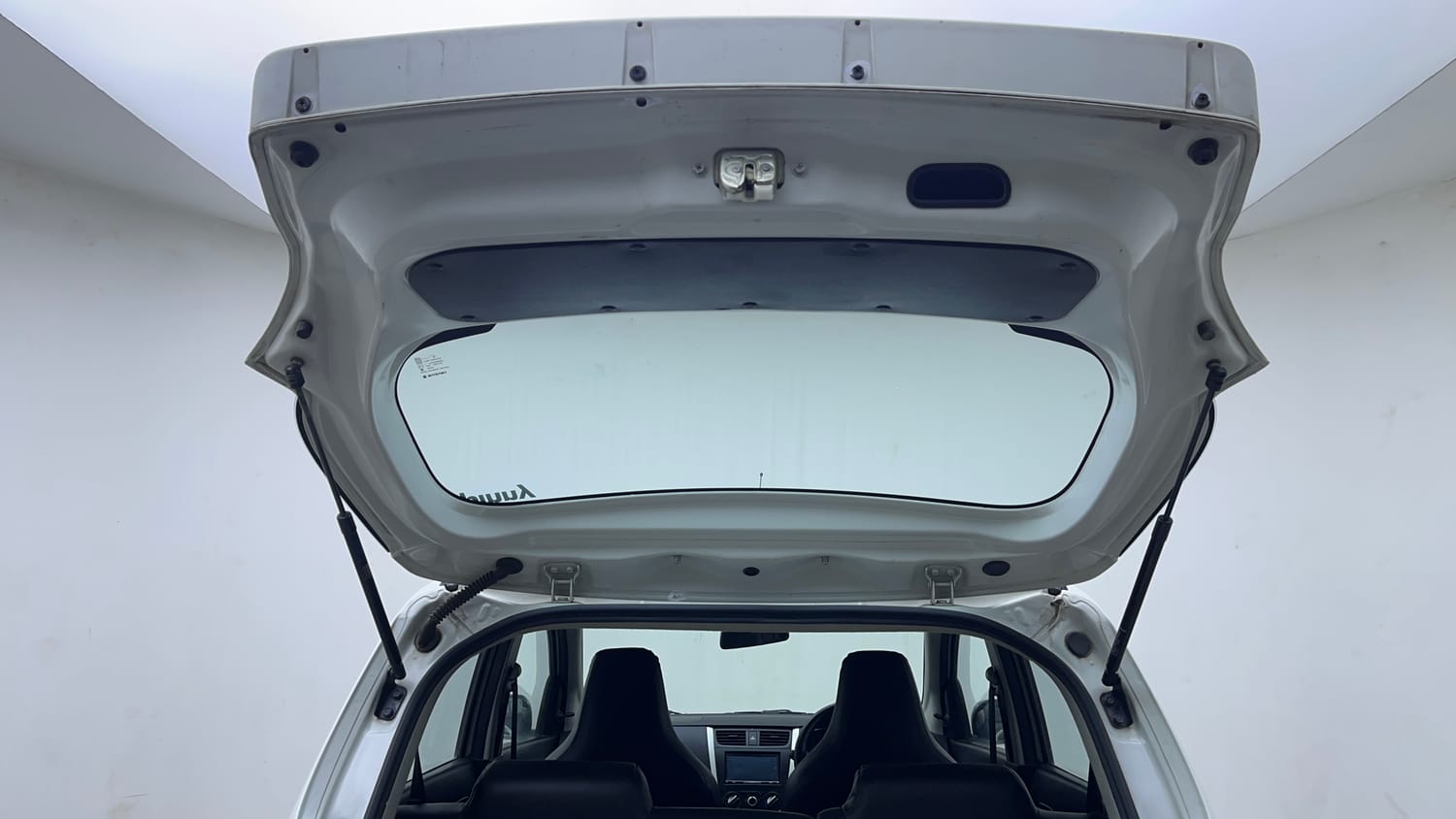 Used 2019 Maruti Suzuki Celerio X Vxi AMT Petrol Automatic interior DICKY DOOR OPEN VIEW