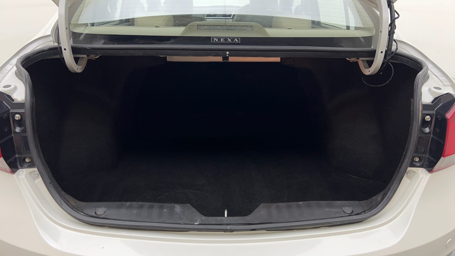 Used 2022 Maruti Suzuki Ciaz Alpha 1.5 AT Petrol Automatic interior DICKY INSIDE VIEW