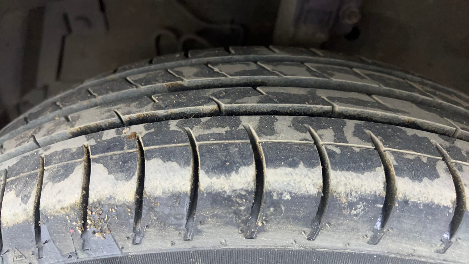 Used 2017 Maruti Suzuki Swift Dzire VDI Diesel Manual tyres LEFT FRONT TYRE TREAD VIEW