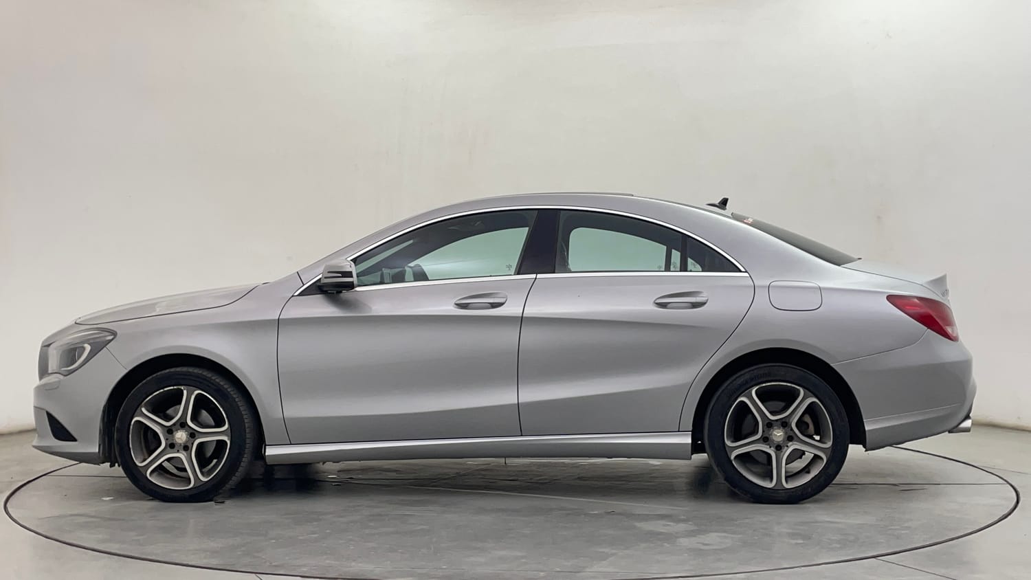 Used 2016 Mercedes-Benz CLA 200 CDI Sport Diesel Automatic exterior LEFT SIDE VIEW