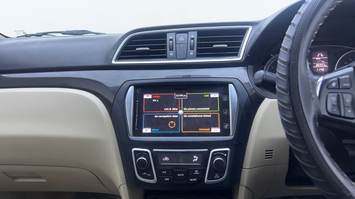 Used 2017 Maruti Suzuki Ciaz ZXI+ Petrol Manual interior MUSIC SYSTEM & AC CONTROL VIEW