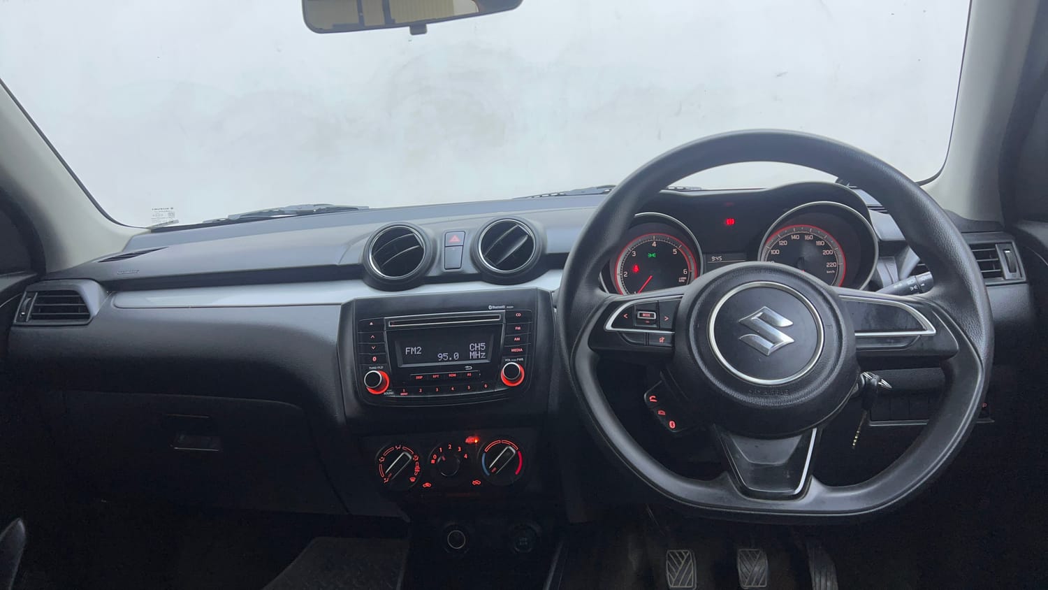Used 2019 Maruti Suzuki Swift VDi Diesel Manual interior DASHBOARD VIEW