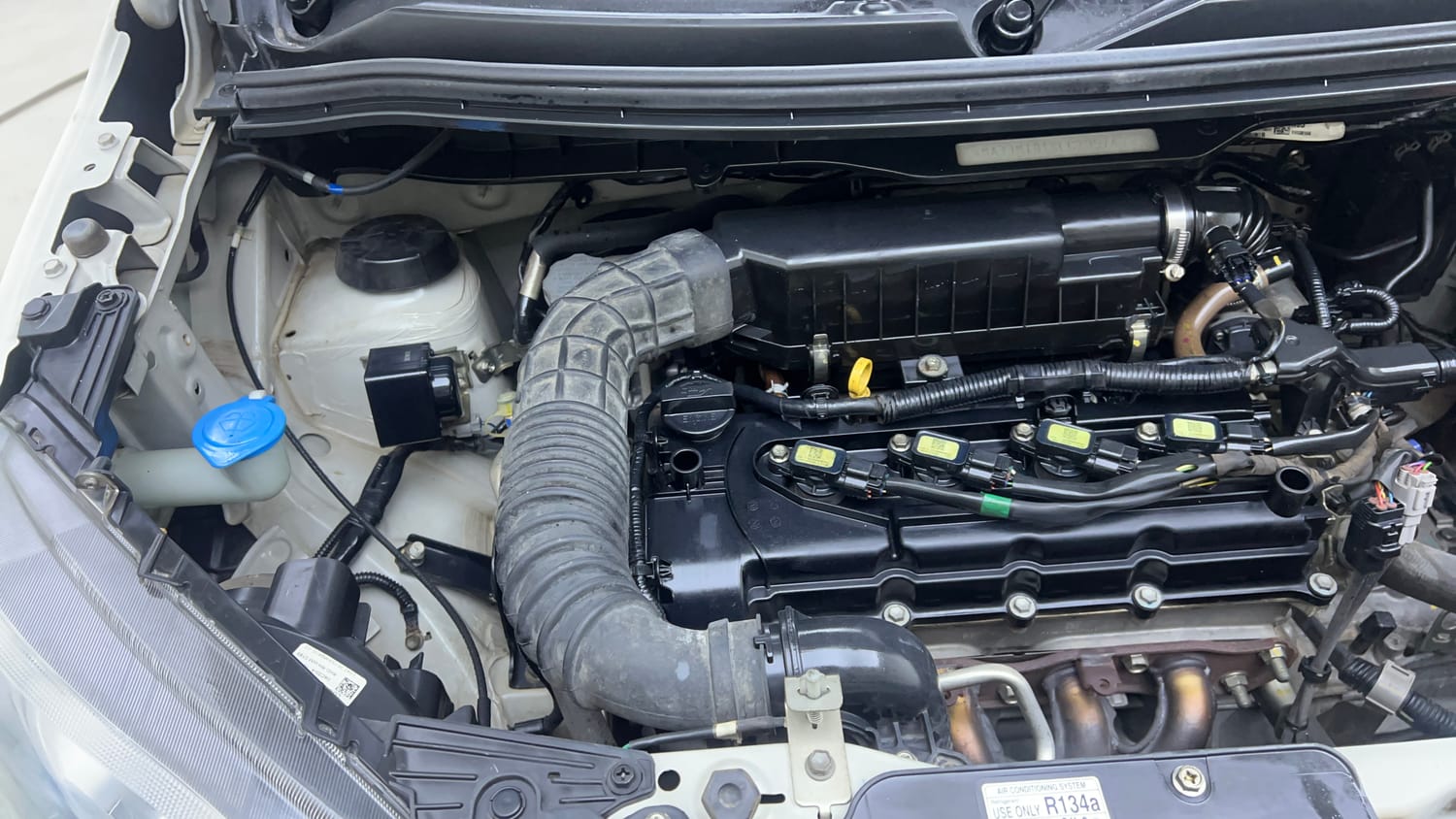 Used 2020 Maruti Suzuki Wagon R ZXi 1.2 Petrol Manual engine ENGINE RIGHT SIDE VIEW
