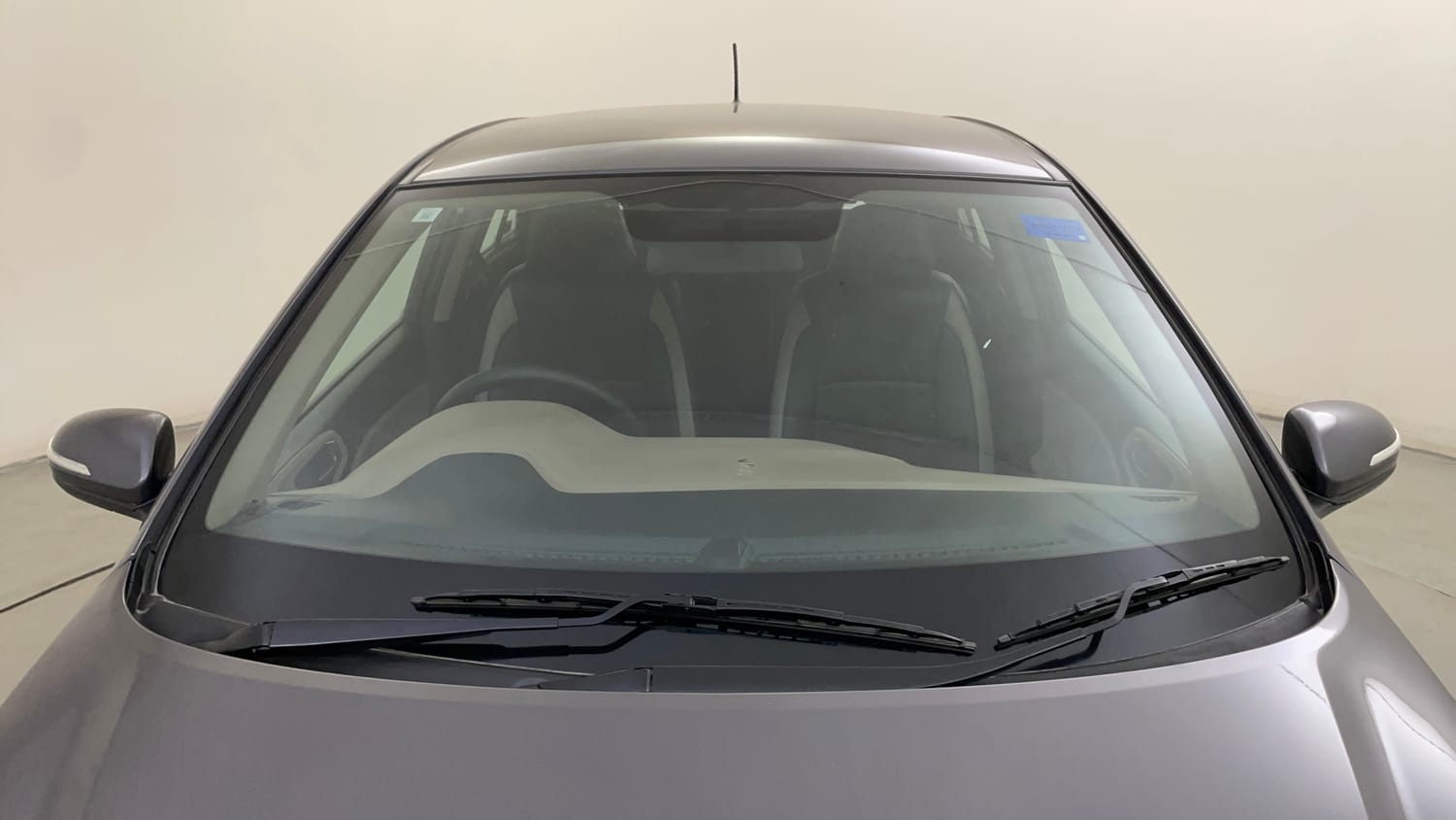 Used 2017 Hyundai Elite i20 Asta 1.2 Petrol Manual exterior FRONT WINDSHIELD VIEW