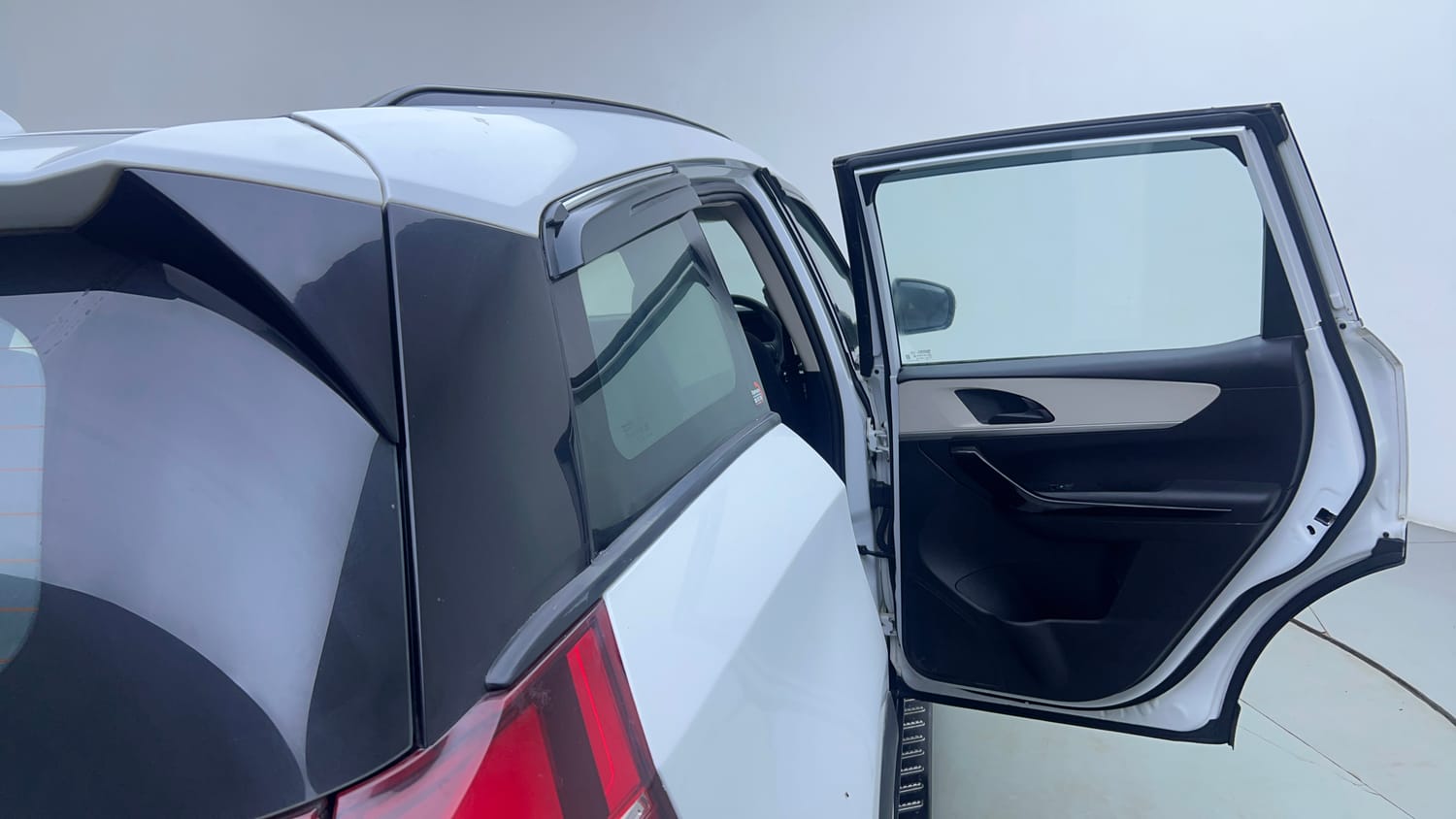 Used 2022 Mahindra XUV700 AX 5 Petrol MT 7 STR Petrol Manual interior RIGHT REAR DOOR OPEN VIEW
