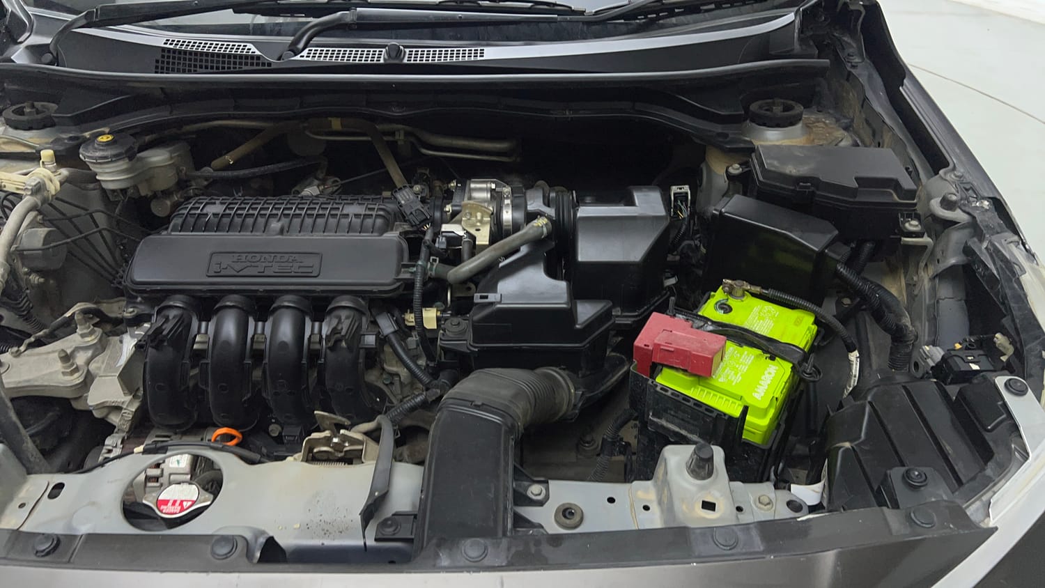 Used 2020 Honda Amaze 1.2 S MT Petrol Petrol Manual engine ENGINE LEFT SIDE VIEW