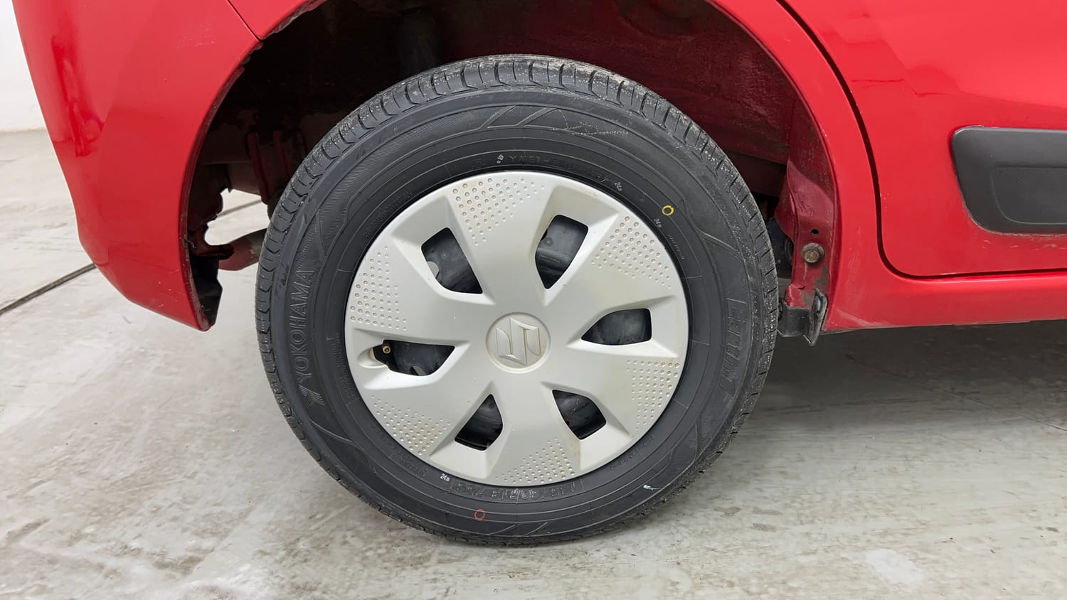 Used 2023 Maruti Suzuki Alto K10 VXi Petrol Manual tyres RIGHT REAR TYRE RIM VIEW
