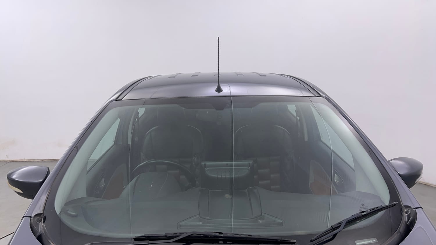 Used 2016 Ford EcoSport Trend 1.5L Ti-VCT Petrol Manual exterior FRONT WINDSHIELD VIEW