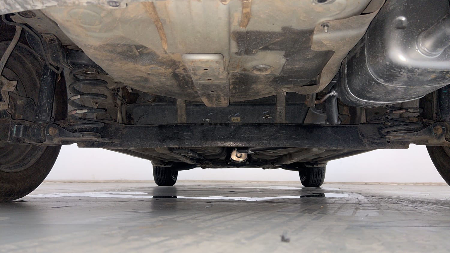 Used 2016 Hyundai Grand i10 Magna 1.2 Kappa VTVT Petrol Manual extra REAR UNDERBODY VIEW (TAKEN FROM REAR)