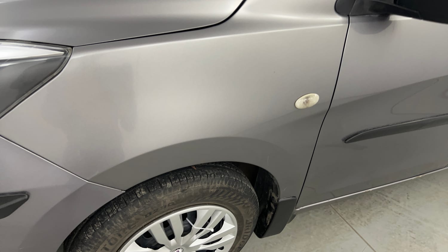 Used 2016 Maruti Suzuki Celerio VXi AMT Petrol Automatic dents MINOR DENT