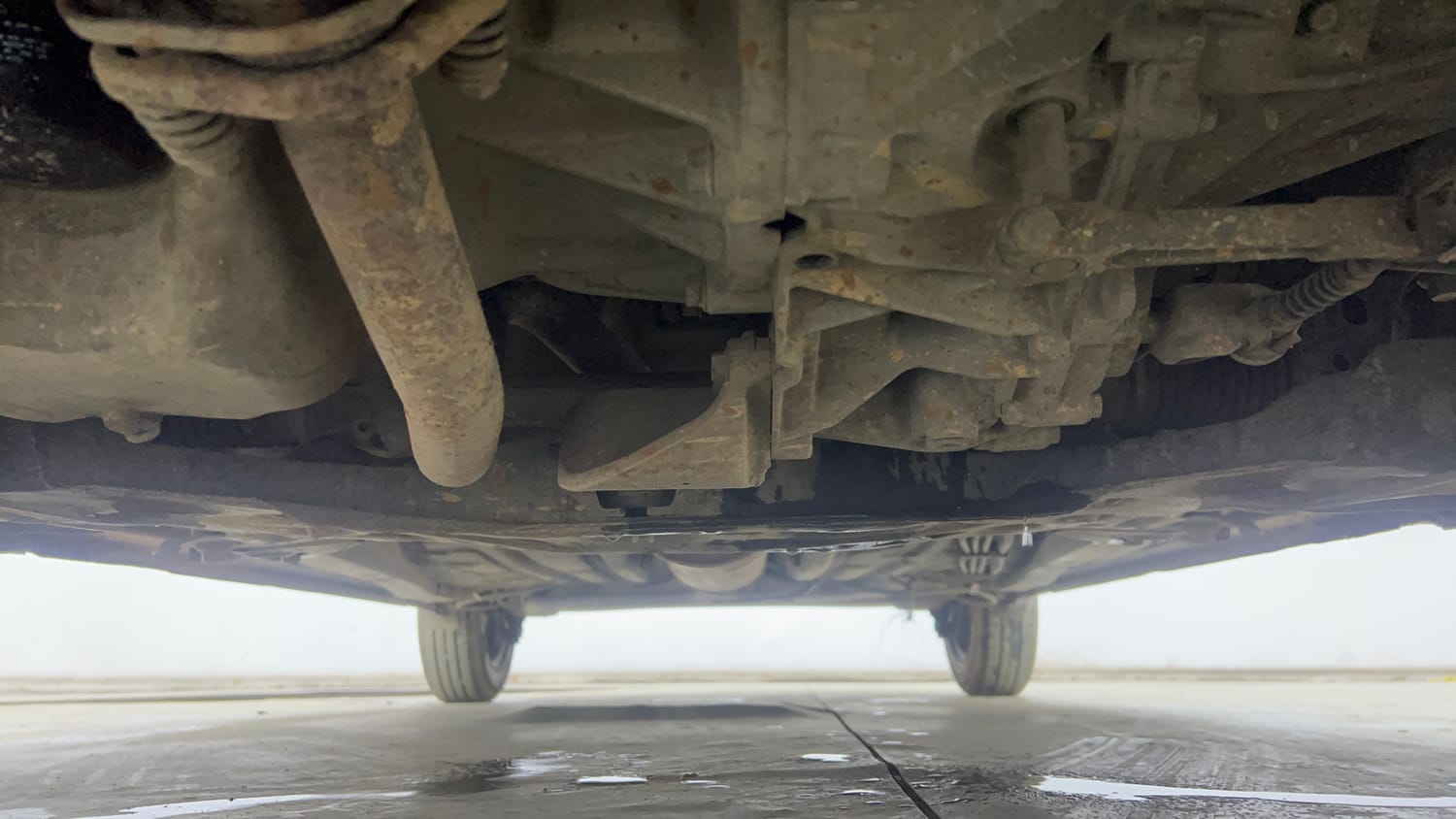 Used 2020 Maruti Suzuki Wagon R ZXi 1.2 Petrol Manual extra FRONT LEFT UNDERBODY VIEW