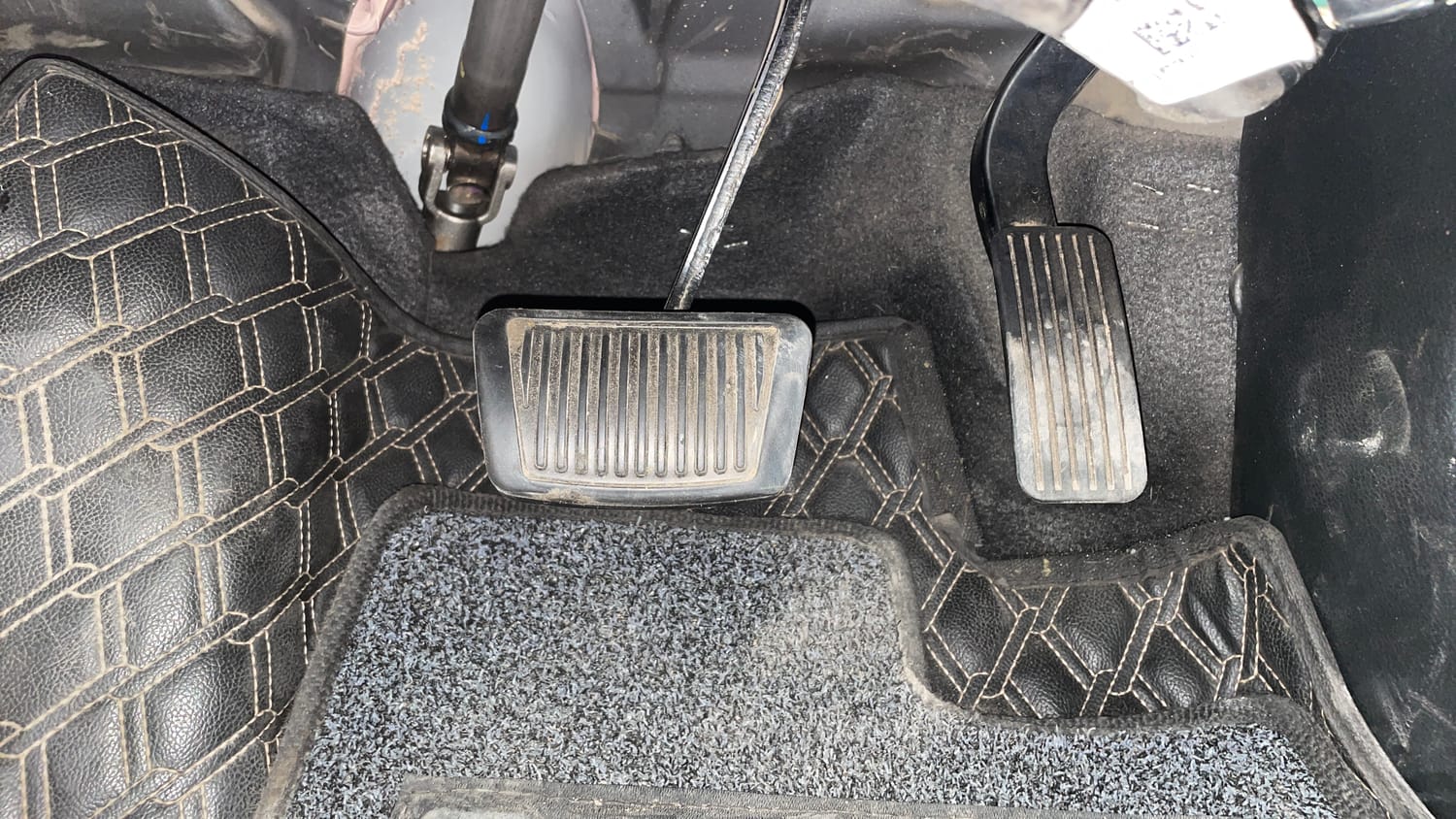 Used 2023 kia Seltos HTX 1.5 Petrol IVT Petrol Automatic interior PEDALS VIEW