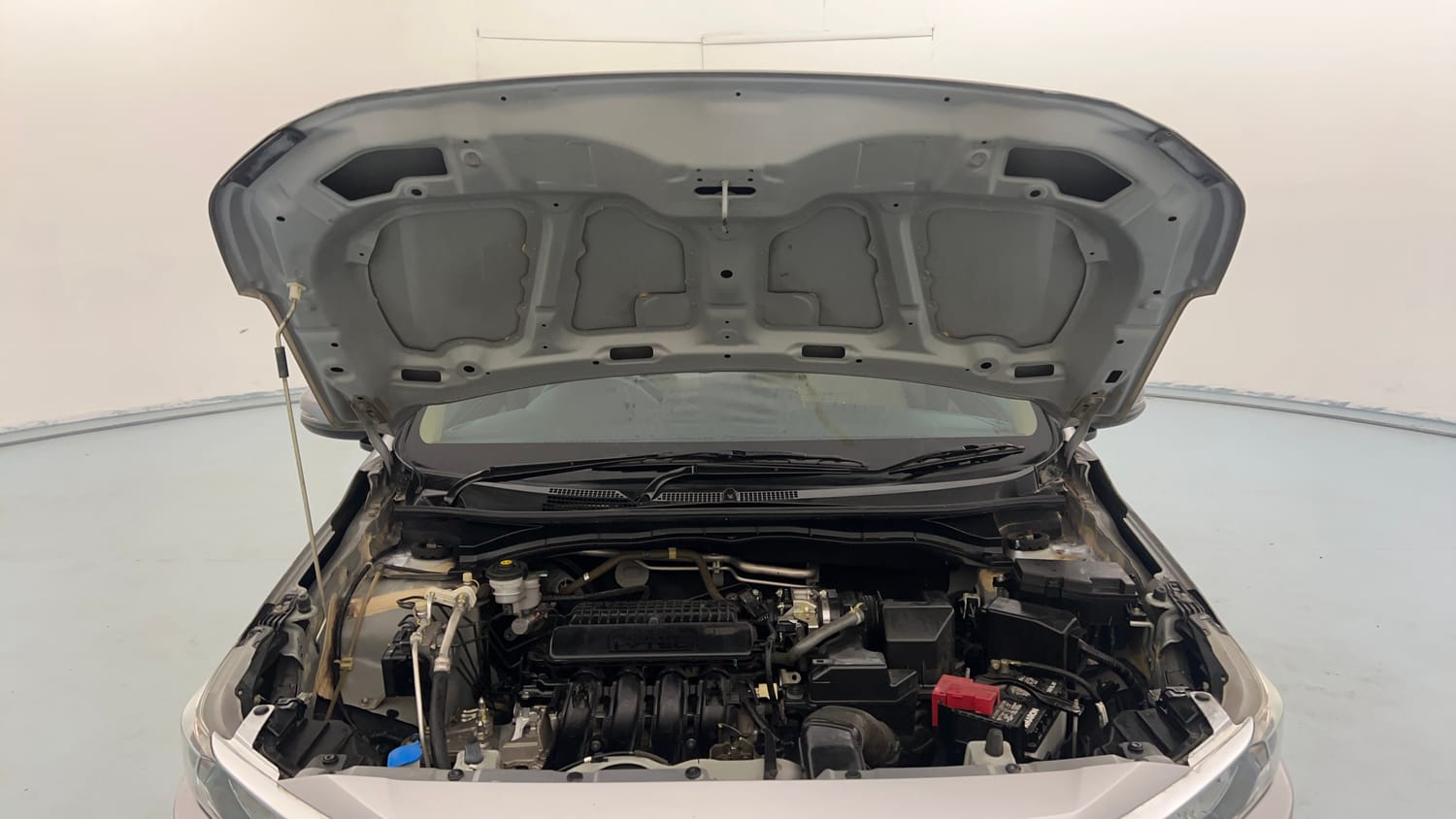 Used 2021 Honda Amaze 1.2 V MT Petrol Petrol Manual engine ENGINE & BONNET OPEN FRONT VIEW