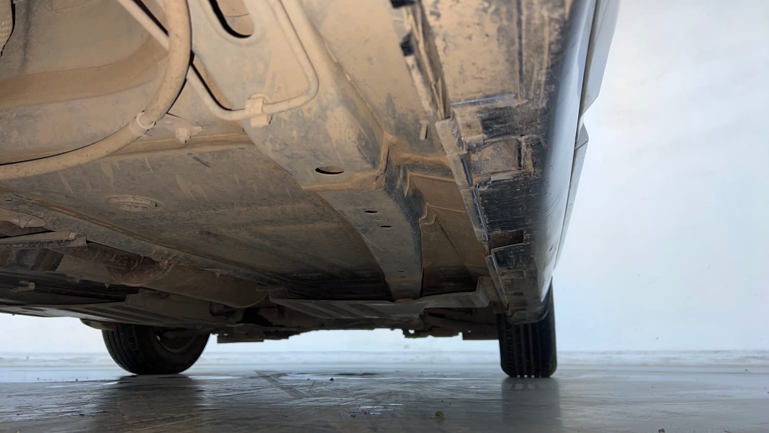 Used 2023 Maruti Suzuki Baleno Sigma MT Petrol Manual extra REAR RIGHT UNDERBODY VIEW