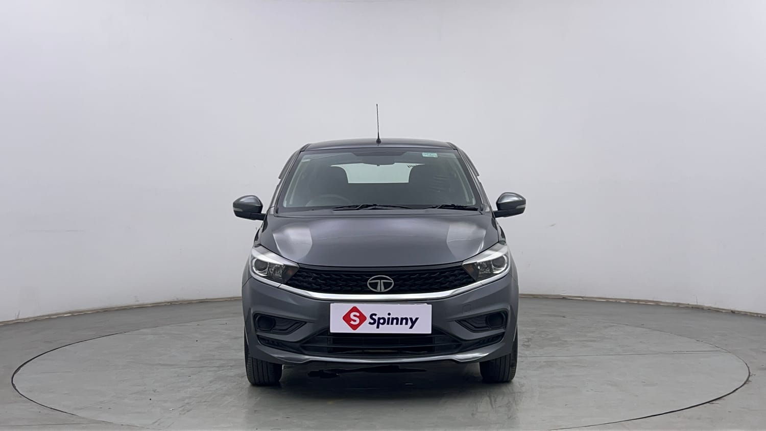 Used 2020 Tata Tiago XT Petrol Manual exterior FRONT VIEW