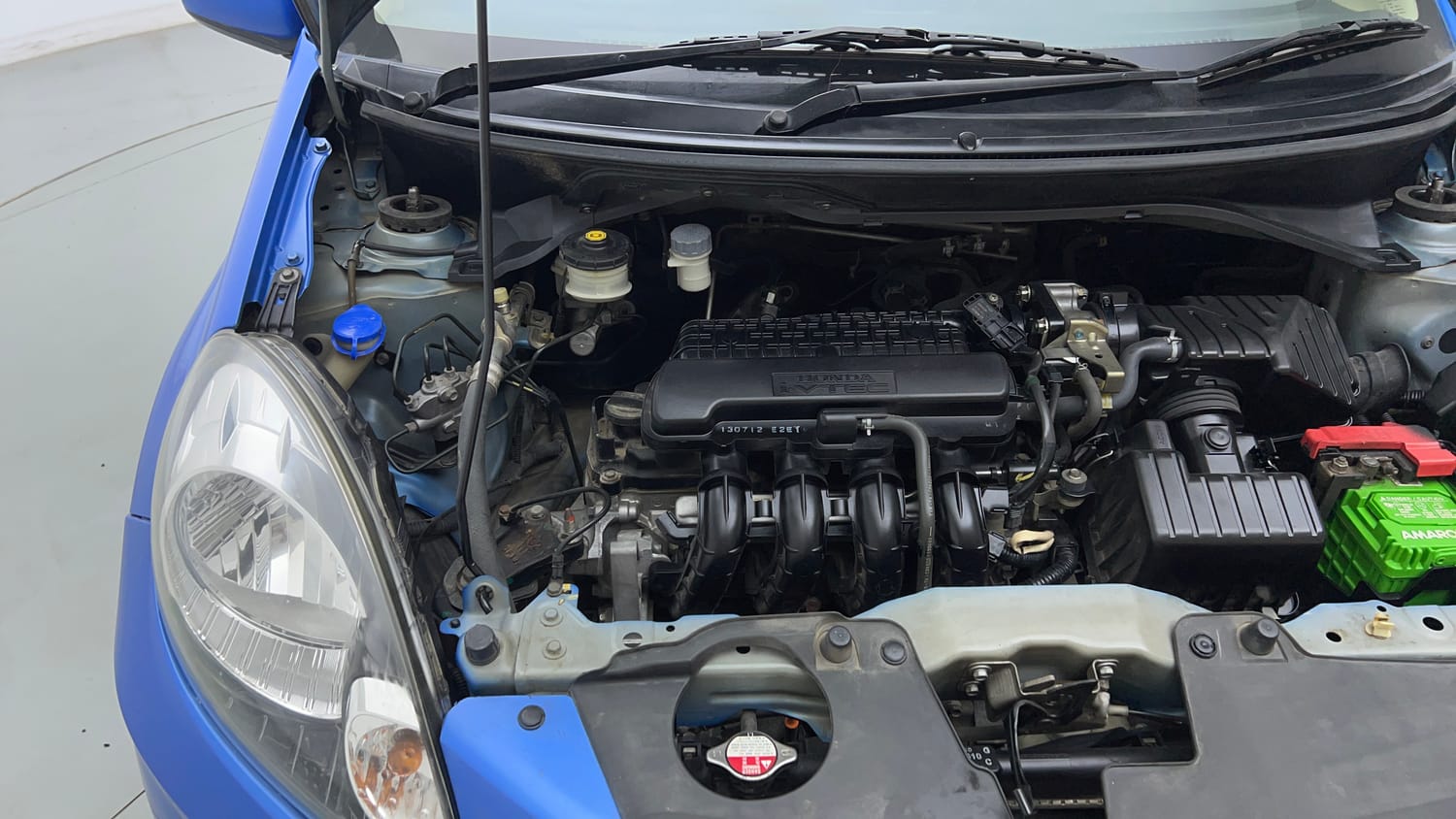 Used 2013 Honda Brio S MT Petrol Manual engine ENGINE RIGHT SIDE VIEW