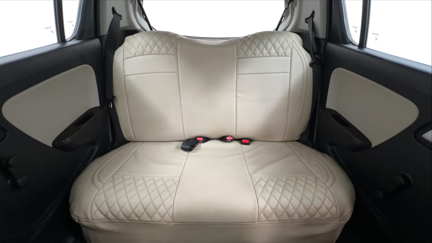 Used 2023 Maruti Suzuki Alto 800 VXi Petrol Manual interior REAR SEAT CONDITION VIEW