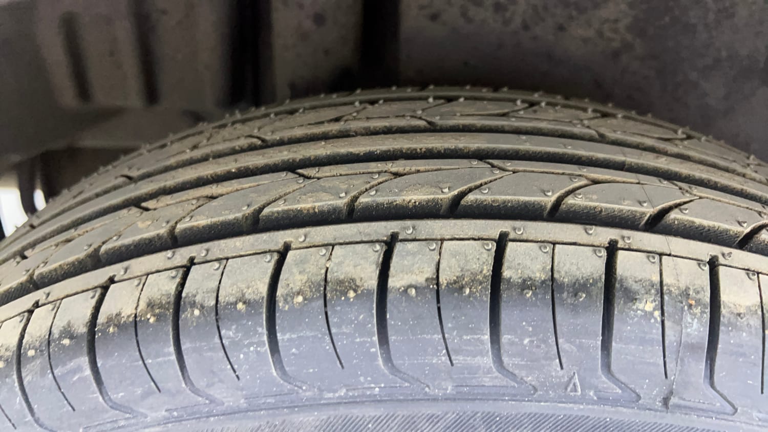 Used 2017 Maruti Suzuki Swift Dzire VDI Diesel Manual tyres RIGHT REAR TYRE TREAD VIEW