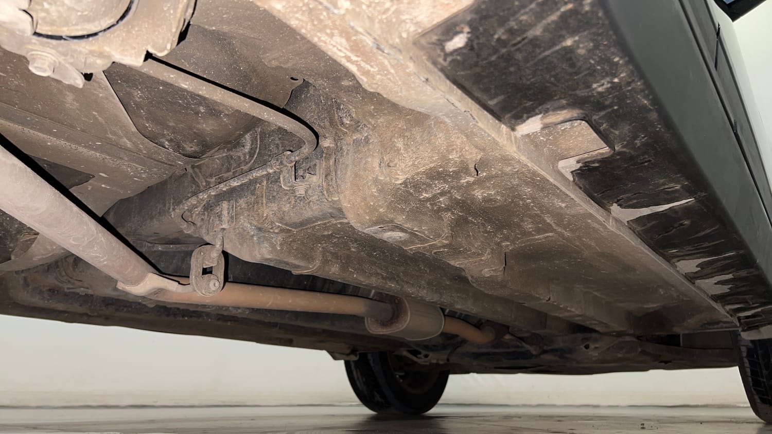 Used 2019 Hyundai Creta SX 1.6 AT Petrol Petrol Automatic extra REAR RIGHT UNDERBODY VIEW