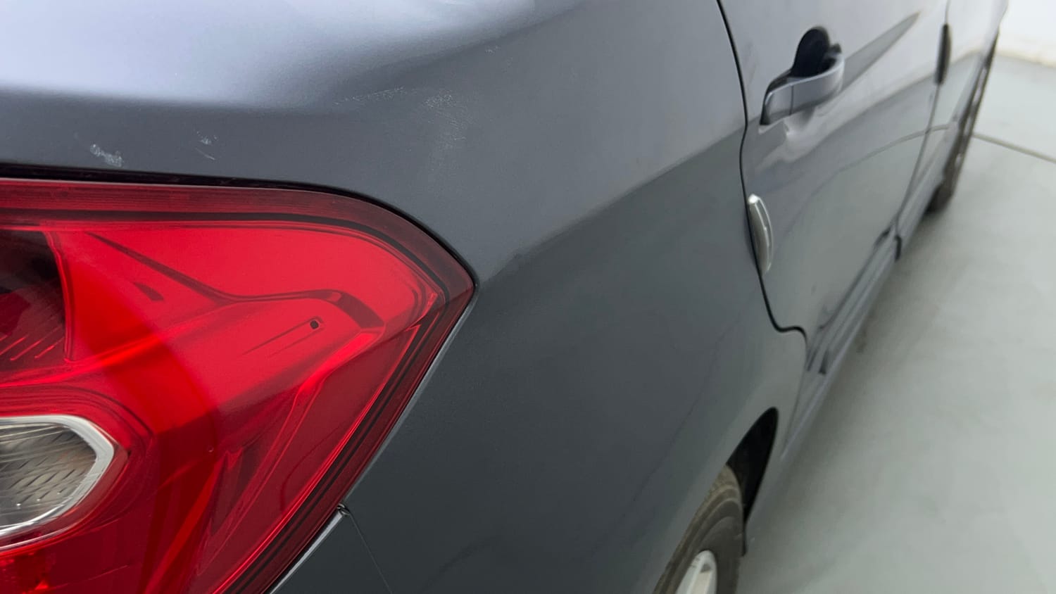 Used 2018 Ford Figo Aspire Titanium 1.2 Ti-VCT Petrol Manual dents MINOR DENT
