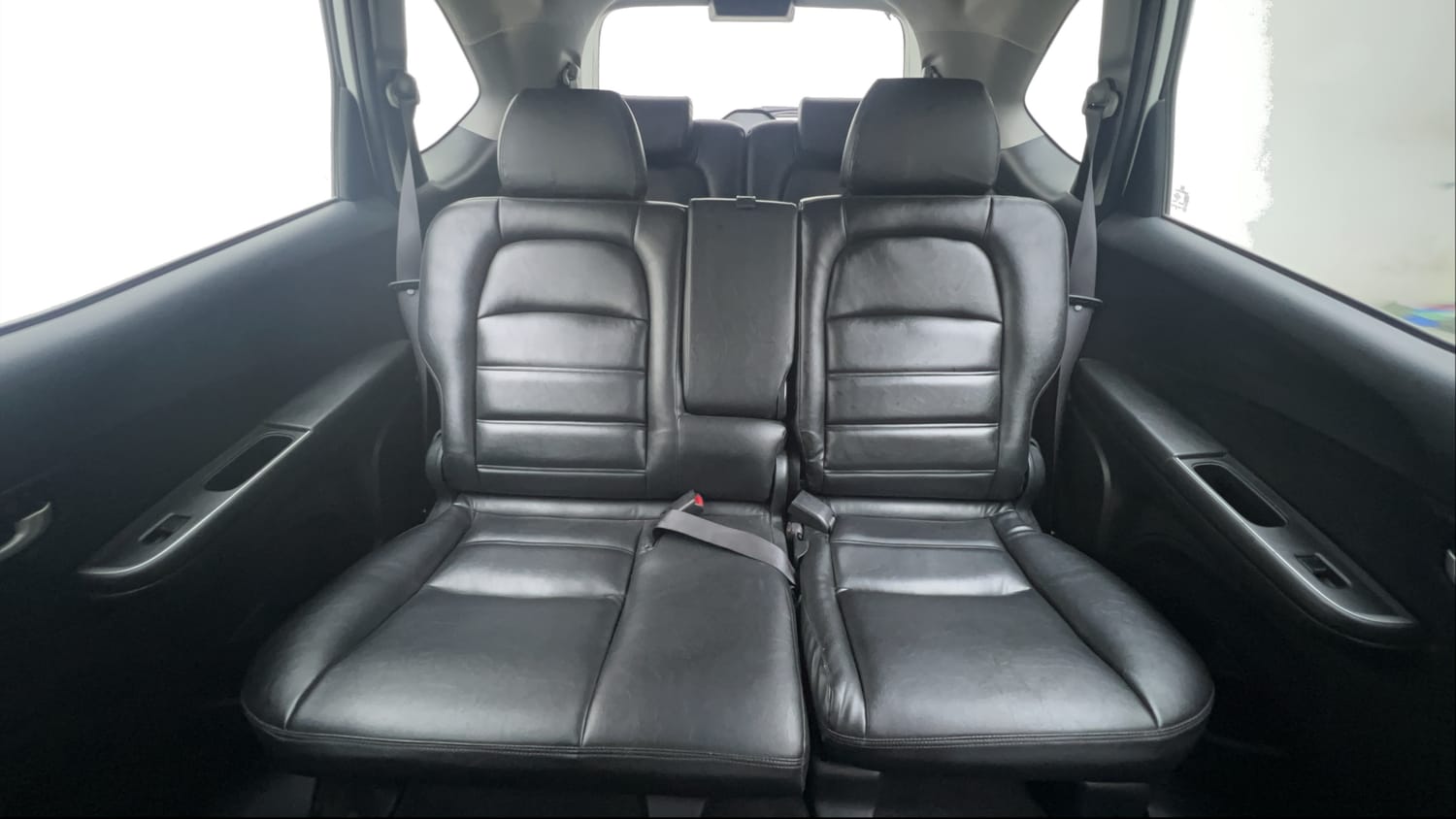 Used 2018 Honda BR-V V CVT Petrol Petrol Automatic interior REAR SEAT CONDITION VIEW