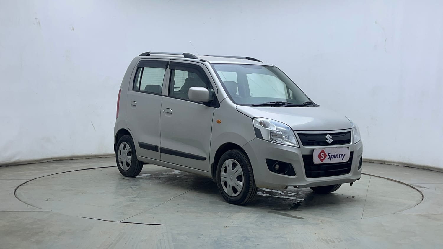 Used 2019 Maruti Suzuki Wagon R 1.0 VXI AMT (O) Petrol Automatic exterior RIGHT FRONT CORNER VIEW