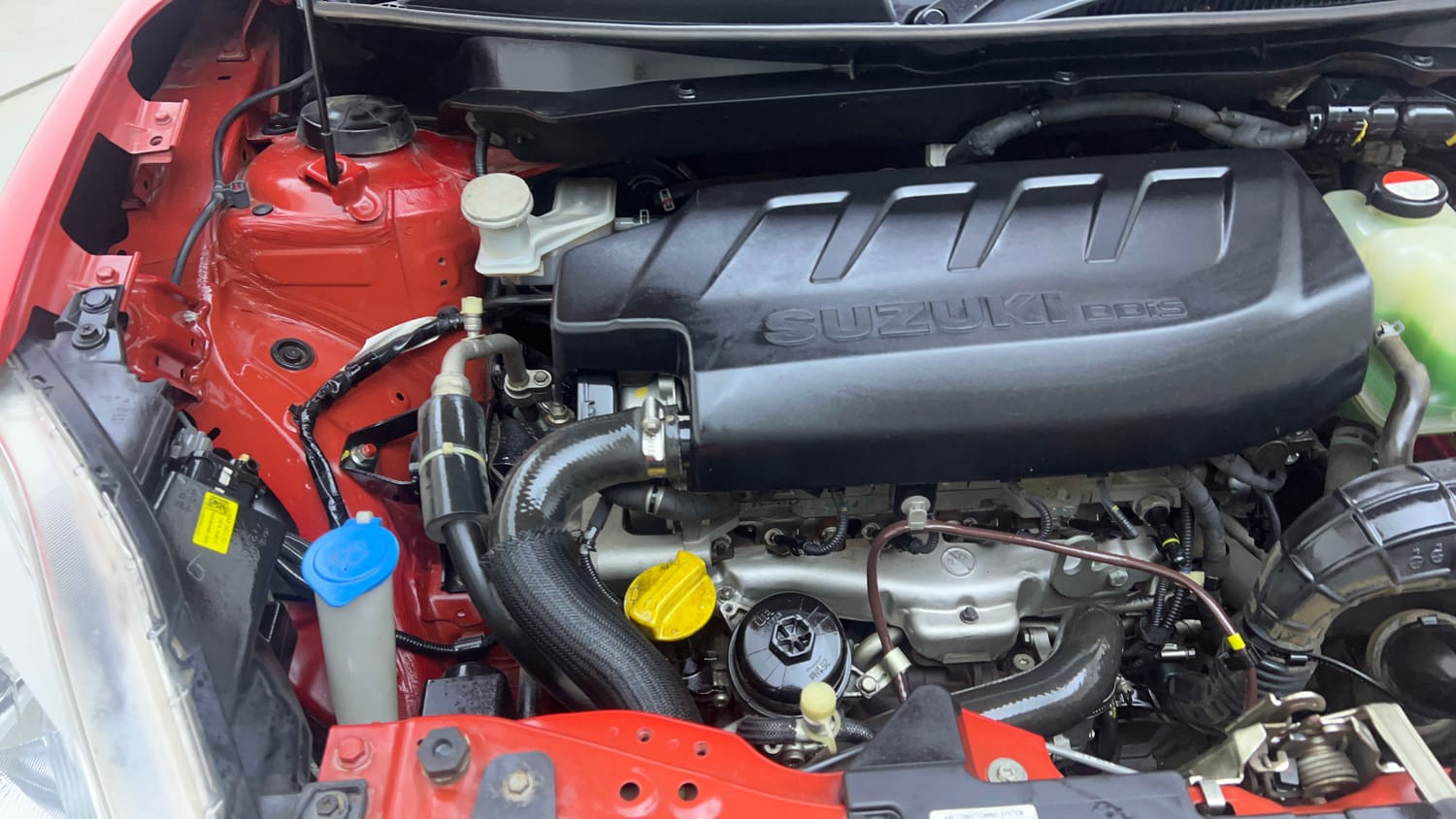 Used 2019 Maruti Suzuki Swift VDi Diesel Manual engine ENGINE RIGHT SIDE VIEW