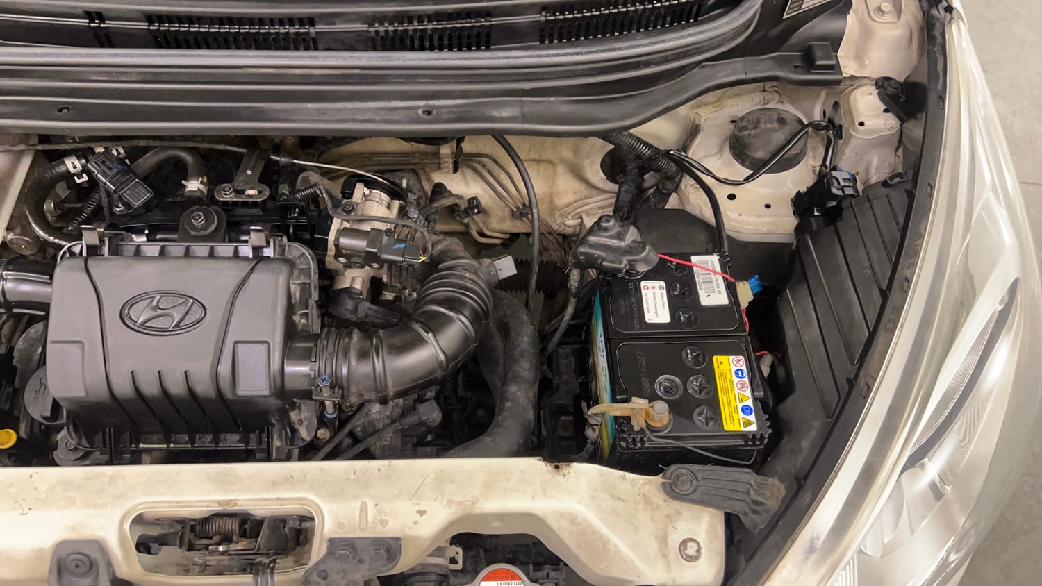 Used 2019 Hyundai Eon Magna + Petrol Manual engine ENGINE LEFT SIDE VIEW