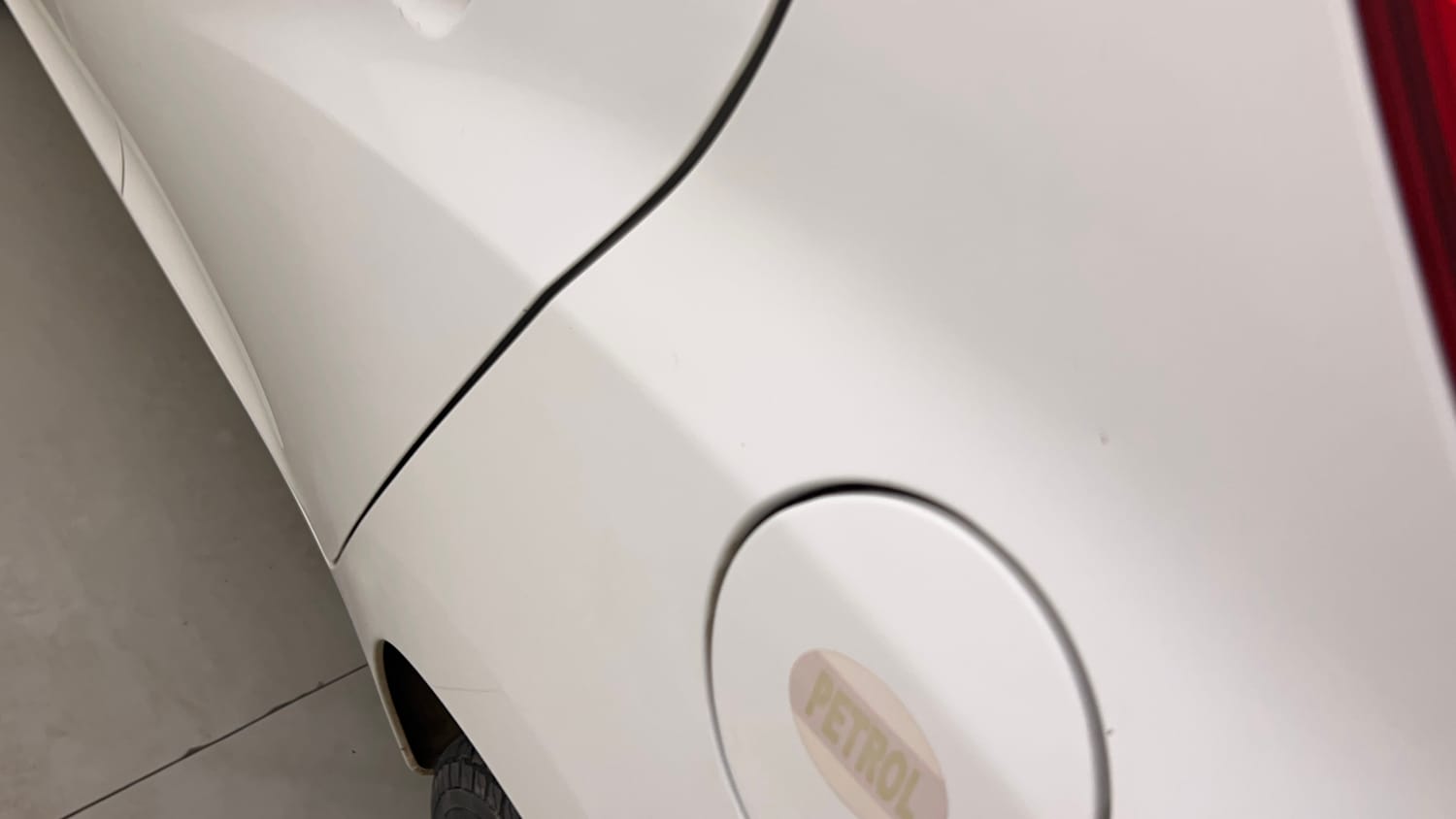 Used 2018 Hyundai Eon Era + Petrol Manual dents MINOR DENT