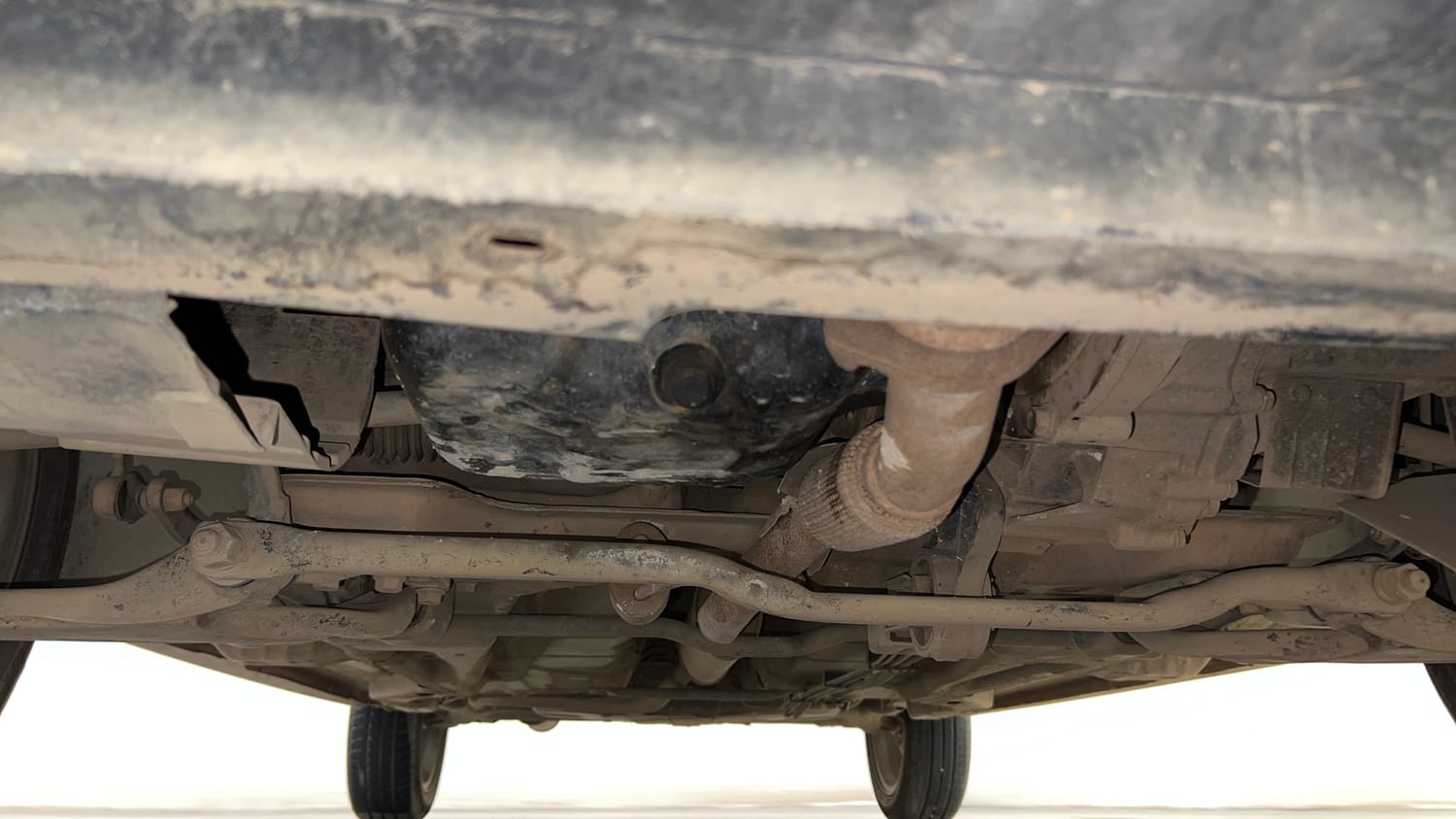 Used 2023 Tata Tiago XZA Plus Petrol Automatic extra FRONT LEFT UNDERBODY VIEW