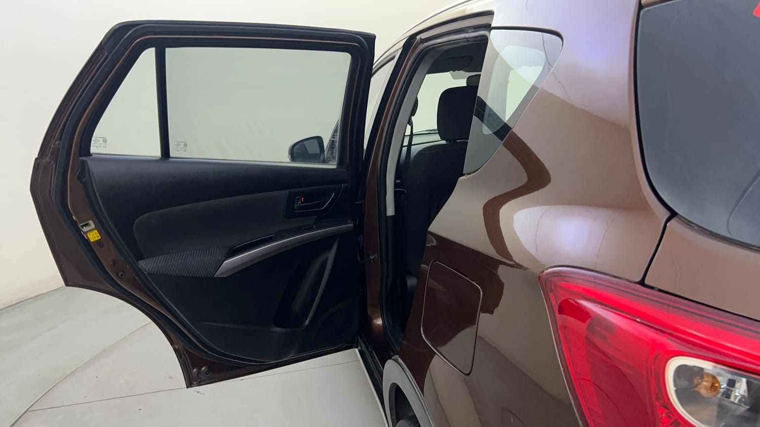 Used 2016 Maruti Suzuki S-Cross Delta 1.6 Diesel Manual interior LEFT REAR DOOR OPEN VIEW