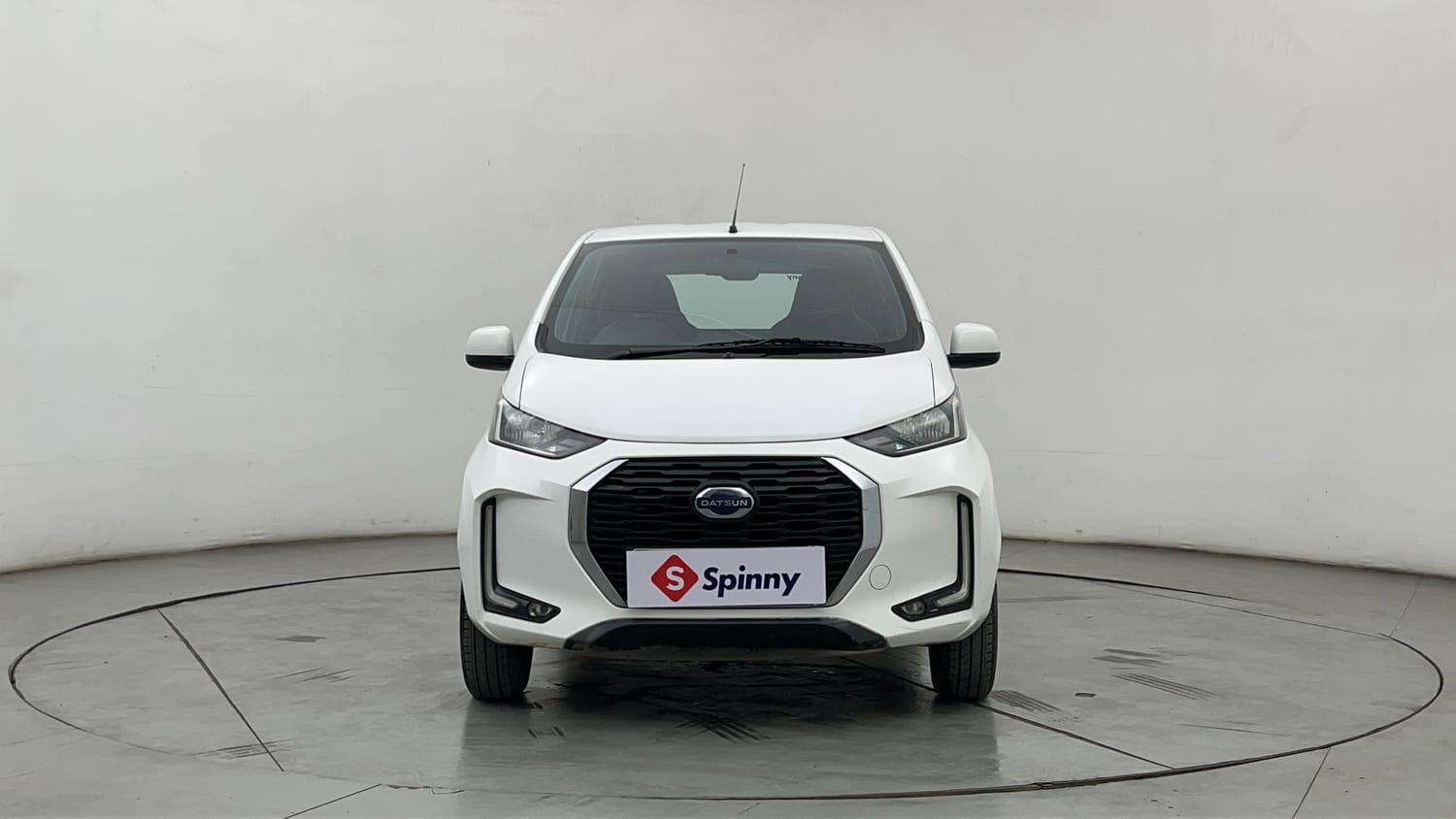 Used 2021 Datsun Redi-GO T(O) 1.0 AMT Petrol Automatic exterior FRONT VIEW