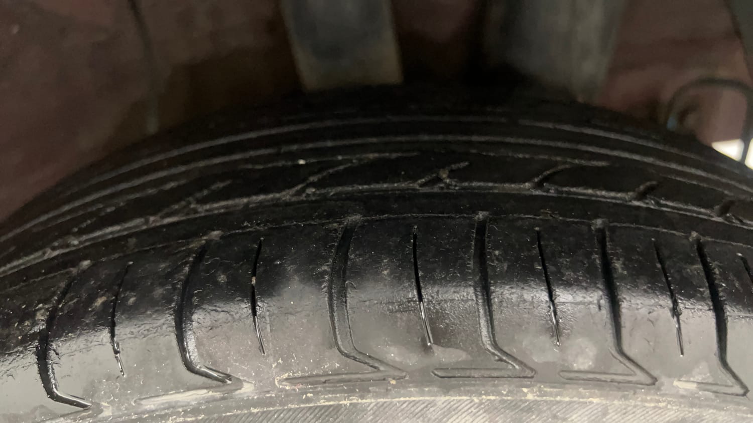 Used 2013 Hyundai Grand i10 Asta 1.2 Kappa VTVT (O) Petrol Manual tyres LEFT REAR TYRE TREAD VIEW