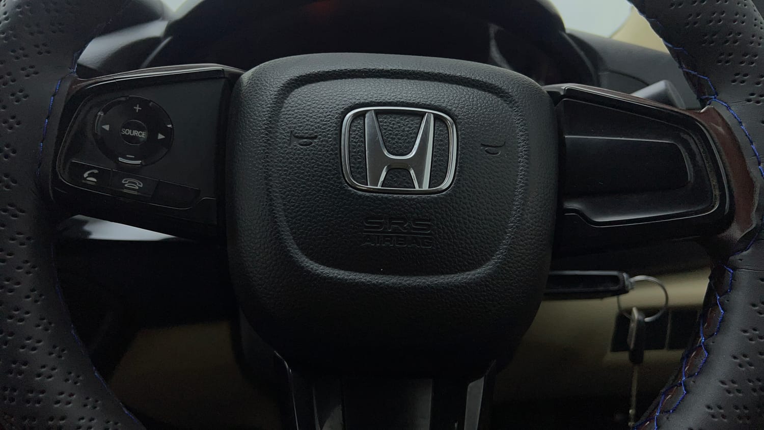 Used 2020 Honda Amaze 1.2 S MT Petrol Petrol Manual top_features Airbags
