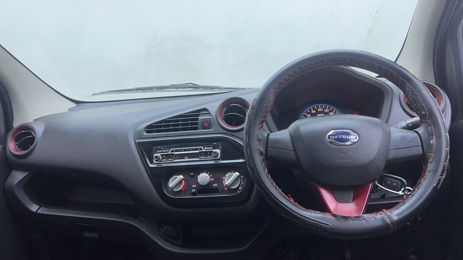 Used 2016 Datsun Redi-GO S Petrol Manual interior DASHBOARD VIEW