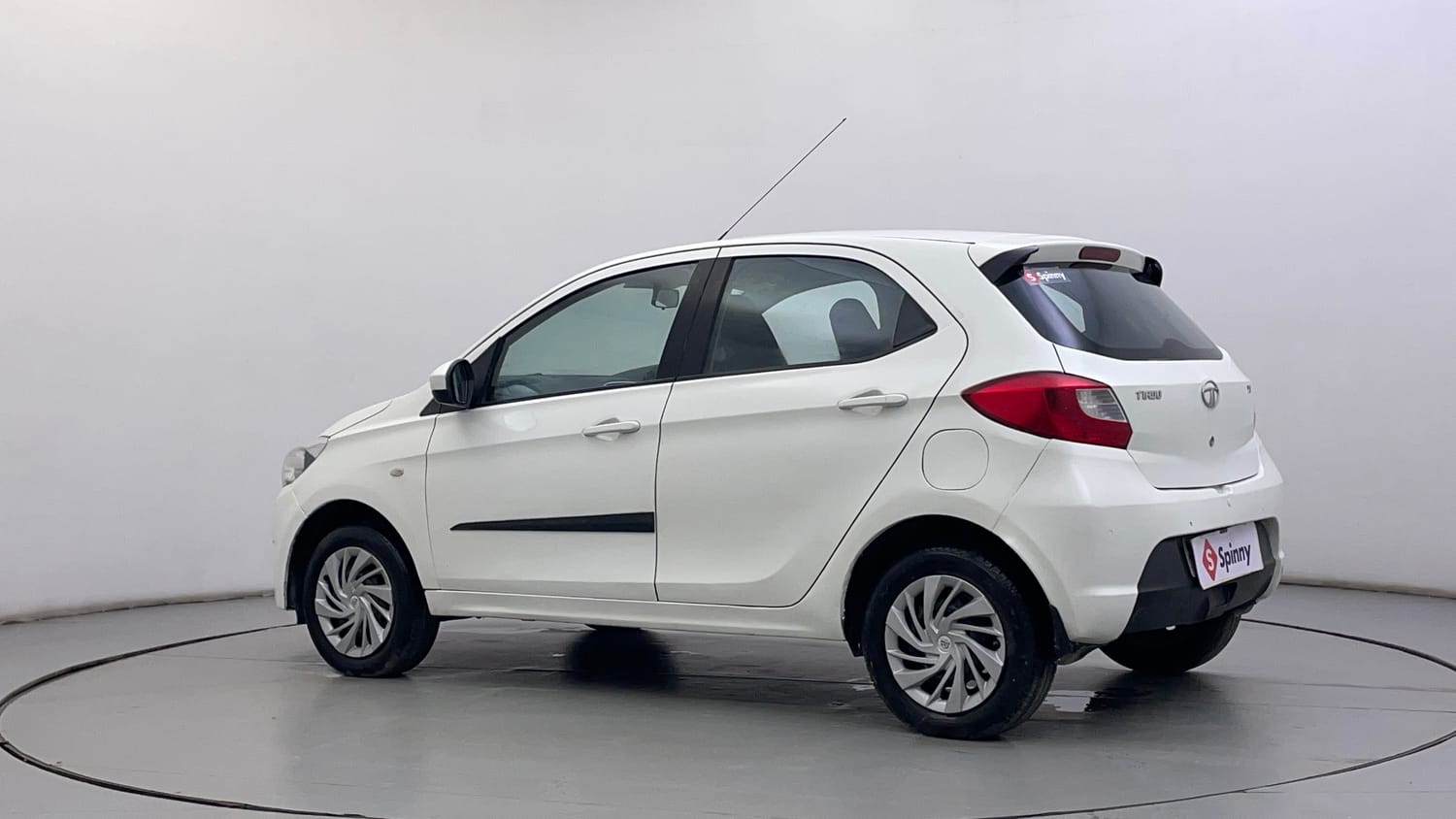 Used 2016 Tata Tiago Revotron XT Petrol Manual exterior LEFT REAR CORNER VIEW
