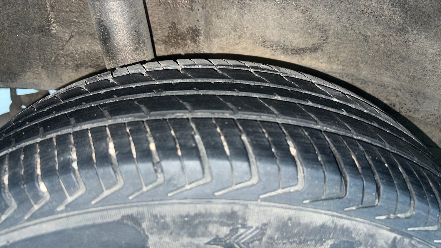 Used 2022 Maruti Suzuki Wagon R LXI 1.0 CNG Cng Manual tyres RIGHT REAR TYRE TREAD VIEW