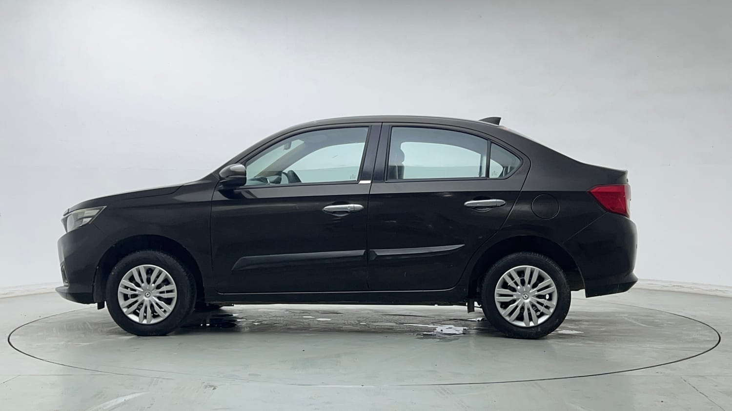 Used 2020 Honda Amaze 1.2 S MT Petrol Petrol Manual exterior LEFT SIDE VIEW